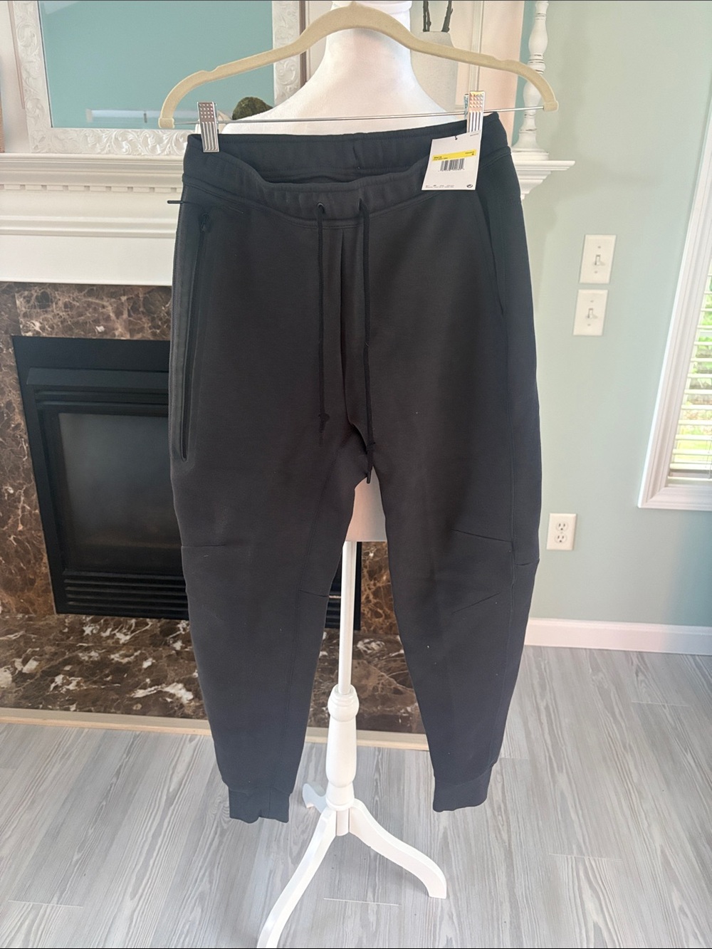 Nike Black Men's Jogger Sweatpants with Drawstring